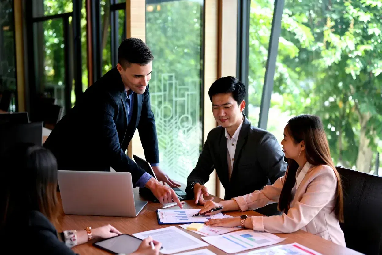 10mg Health Team - High Quality Professional Team